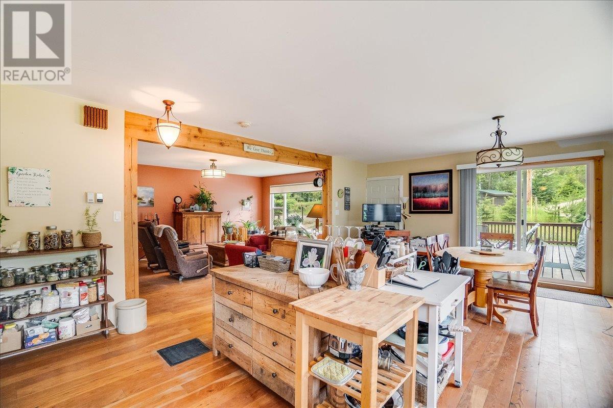 3814 PASSMORE UPPER ROAD - 3