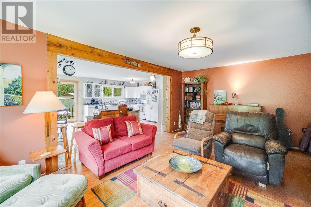 3814 PASSMORE UPPER ROAD - 10