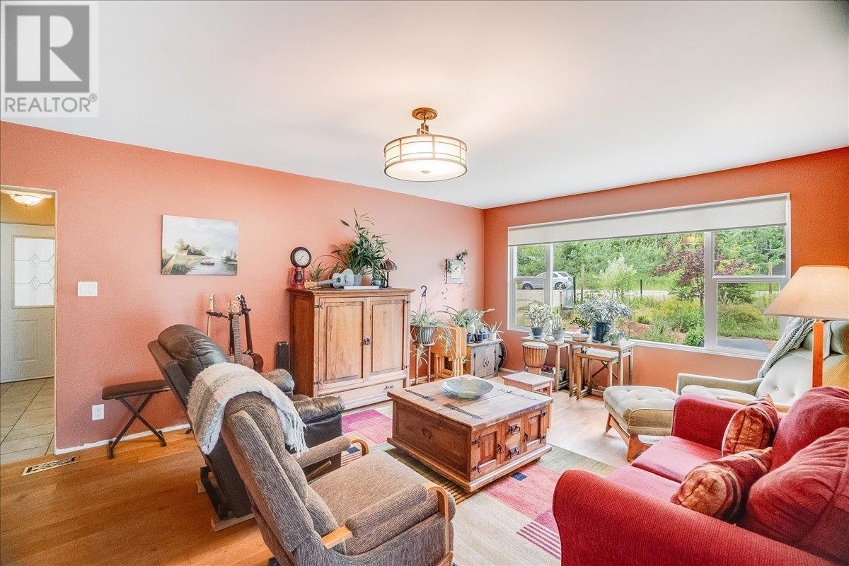 3814 PASSMORE UPPER ROAD - 8