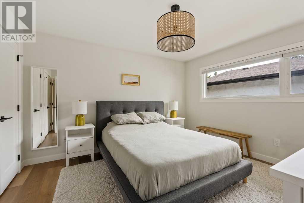 Single Family House Bungalow for Sale in  Oakview Place SW Oakridge Calgary 