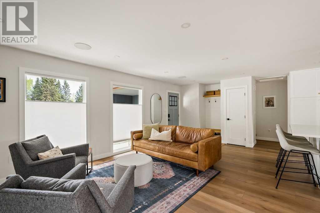 Single Family House Bungalow for Sale in  Oakview Place SW Oakridge Calgary 