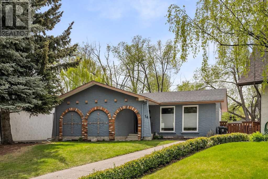 Single Family House Bungalow for Sale in  Oakview Place SW Oakridge Calgary 