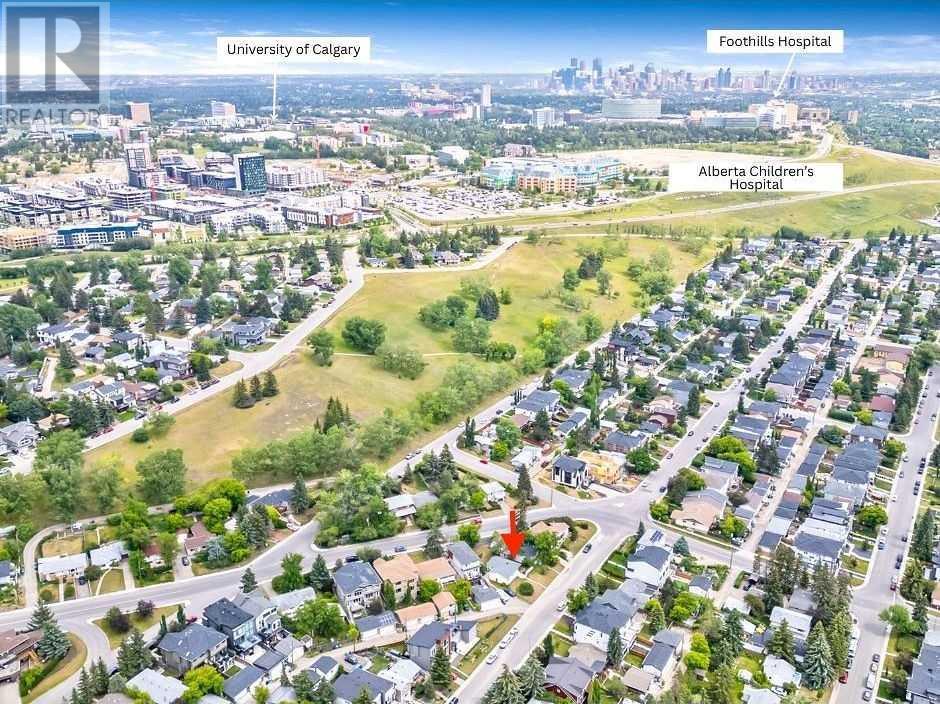 Single Family House Bungalow for Sale in   Avenue NW Montgomery Calgary 