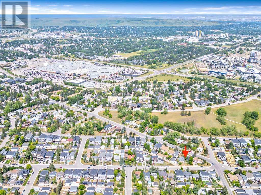 Single Family House Bungalow for Sale in   Avenue NW Montgomery Calgary 