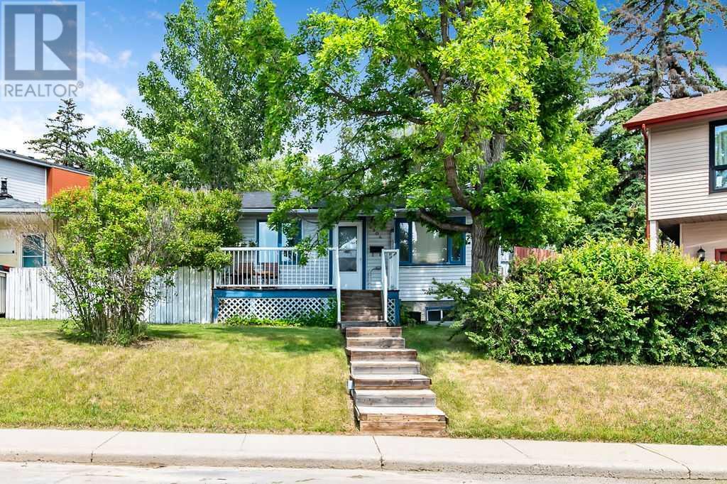 Single Family House Bungalow for Sale in   Avenue NW Montgomery Calgary 