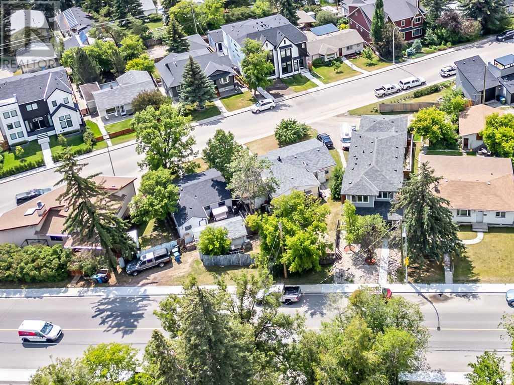 Single Family House Bungalow for Sale in   Avenue NW Montgomery Calgary 