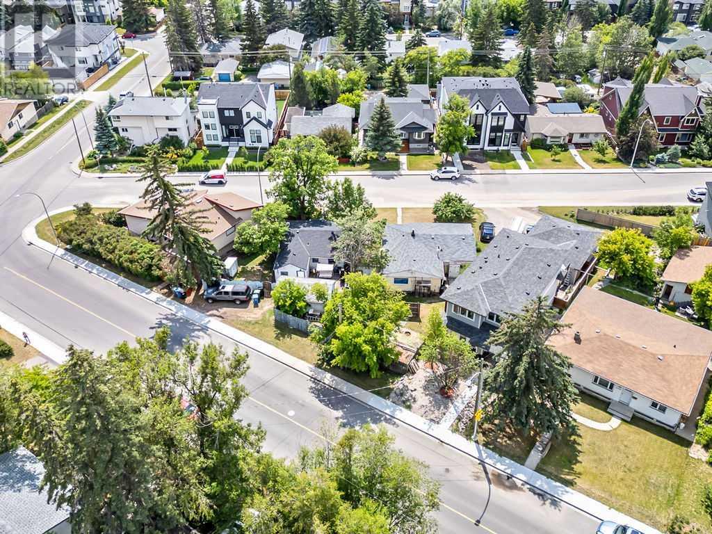 Single Family House Bungalow for Sale in   Avenue NW Montgomery Calgary 