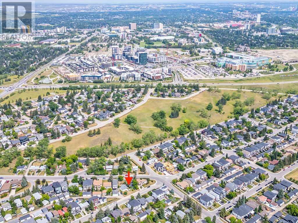Single Family House Bungalow for Sale in   Avenue NW Montgomery Calgary 