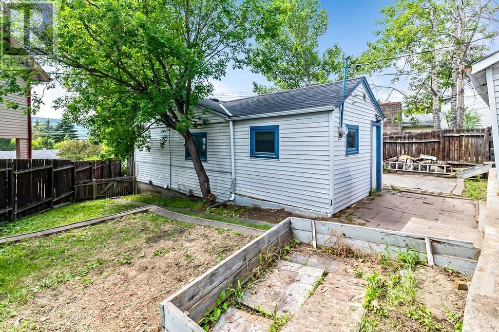 Single Family House Bungalow for Sale in   Avenue NW Montgomery Calgary 