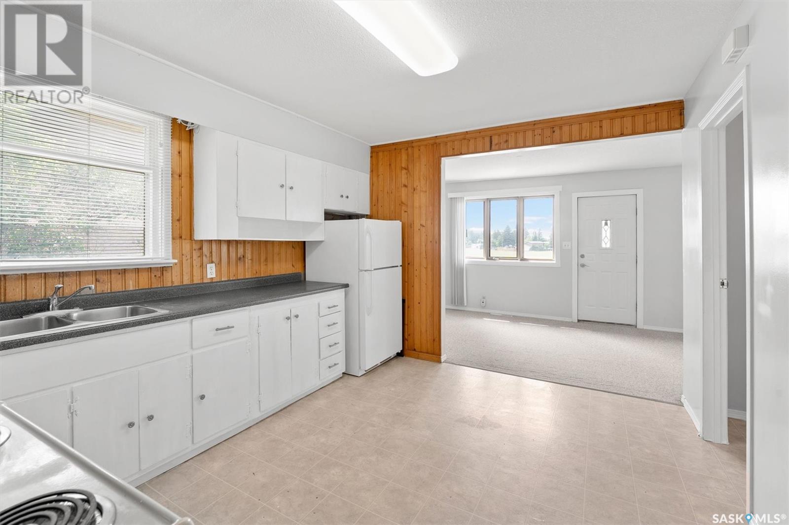 Photo 14 of 1530 I Avenue N, Saskatoon SK