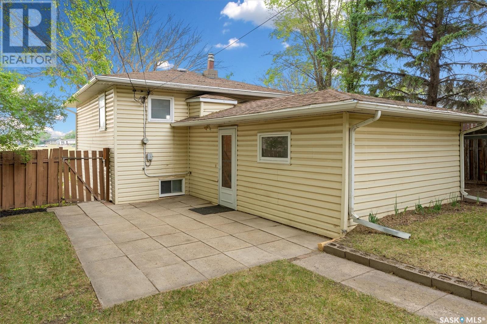 Photo 32 of 1530 I Avenue N, Saskatoon SK