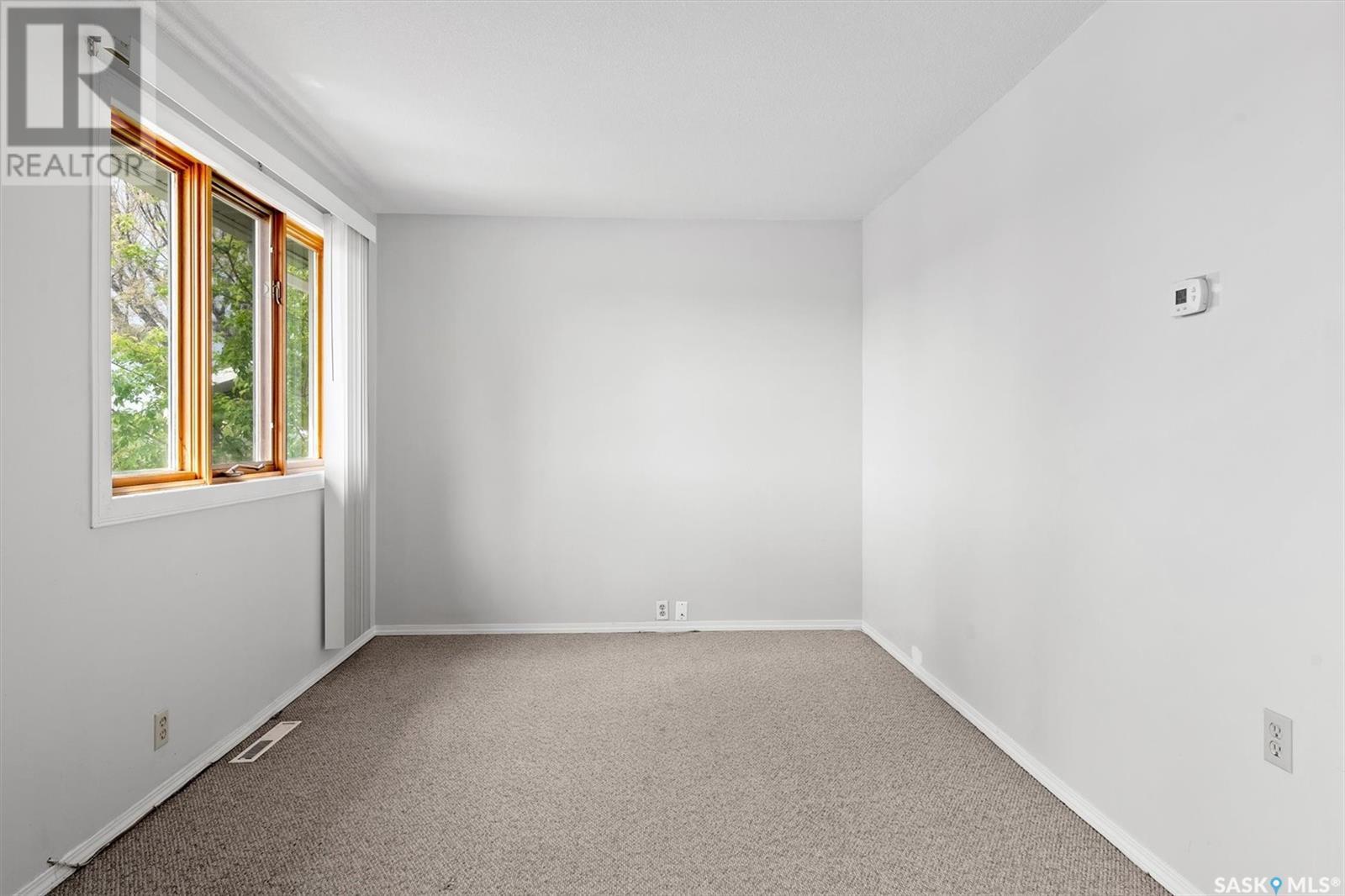 Photo 9 of 1530 I Avenue N, Saskatoon SK