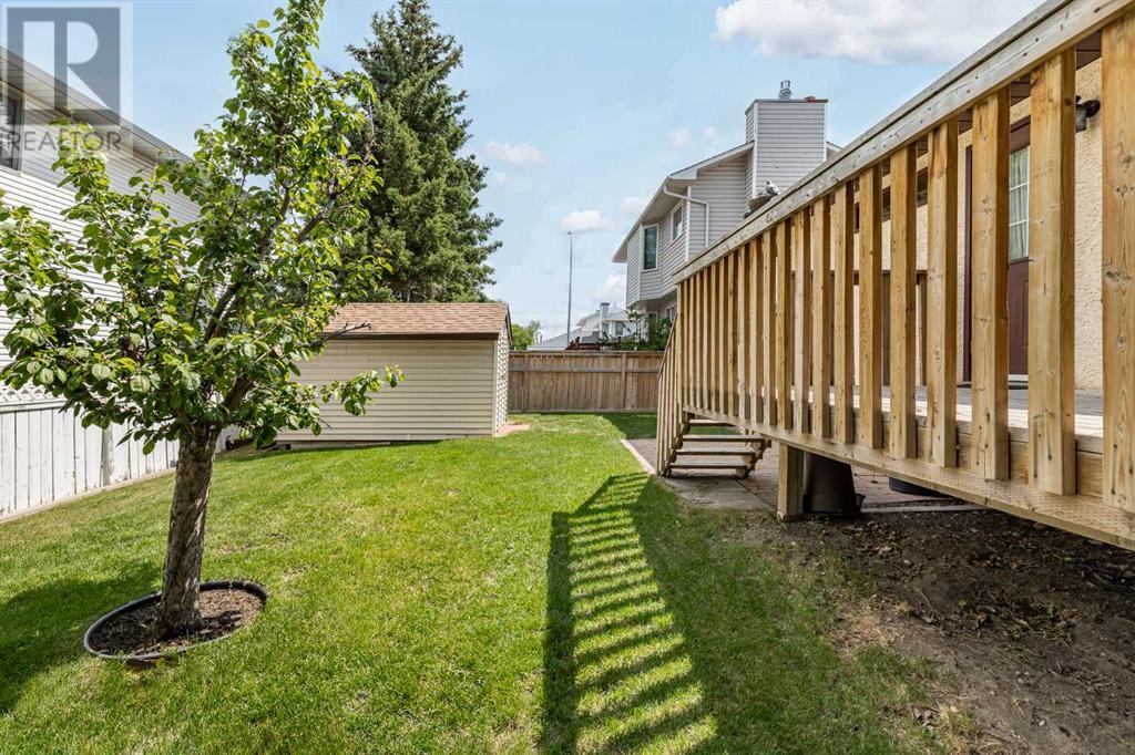 Single Family House Bungalow for Sale in  Sandalwood Close NW Sandstone Valley Calgary 