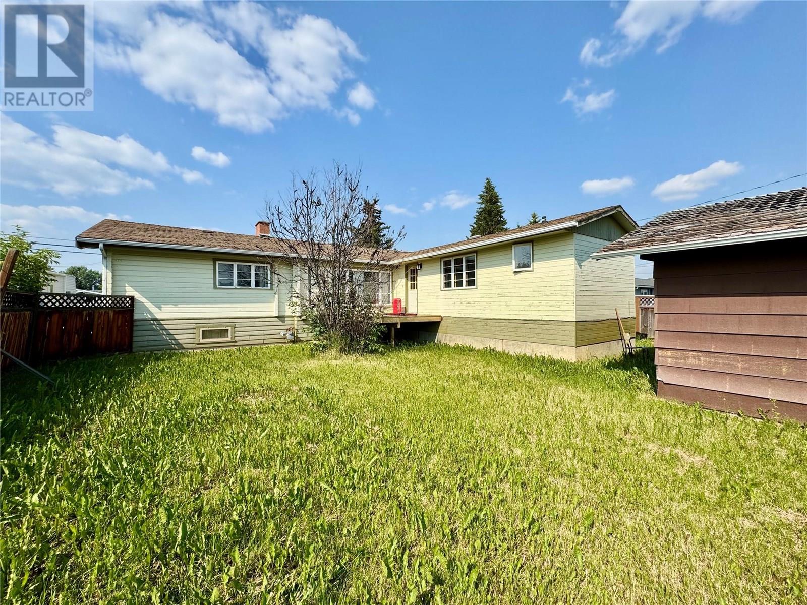 1813 108 Avenue, Dawson Creek