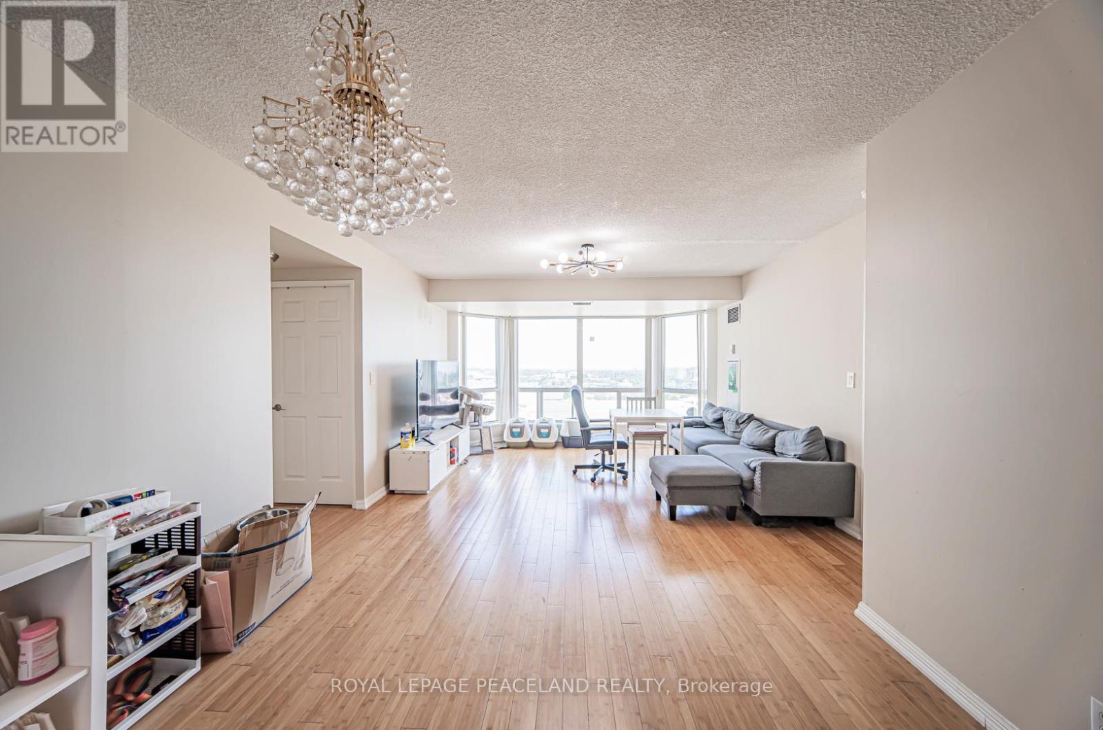 Photo 11 of 1905 1 Lee Centre Drive, Toronto ON