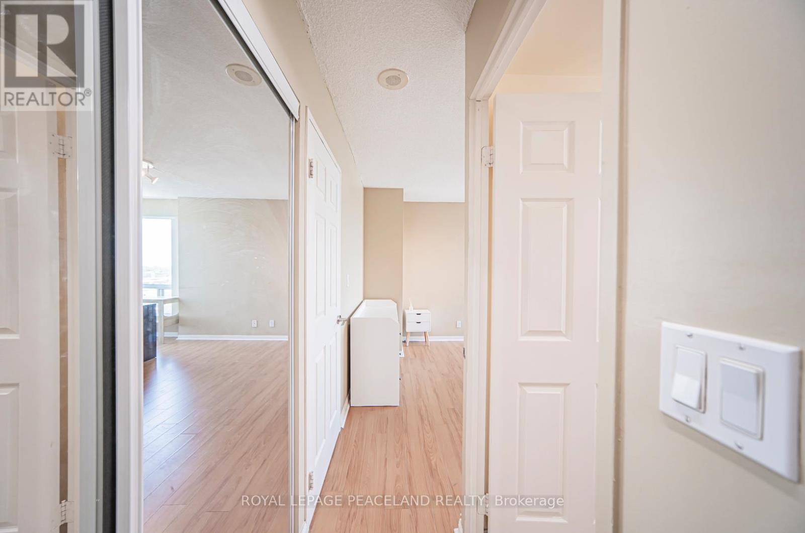 Photo 24 of 1905 1 Lee Centre Drive, Toronto ON