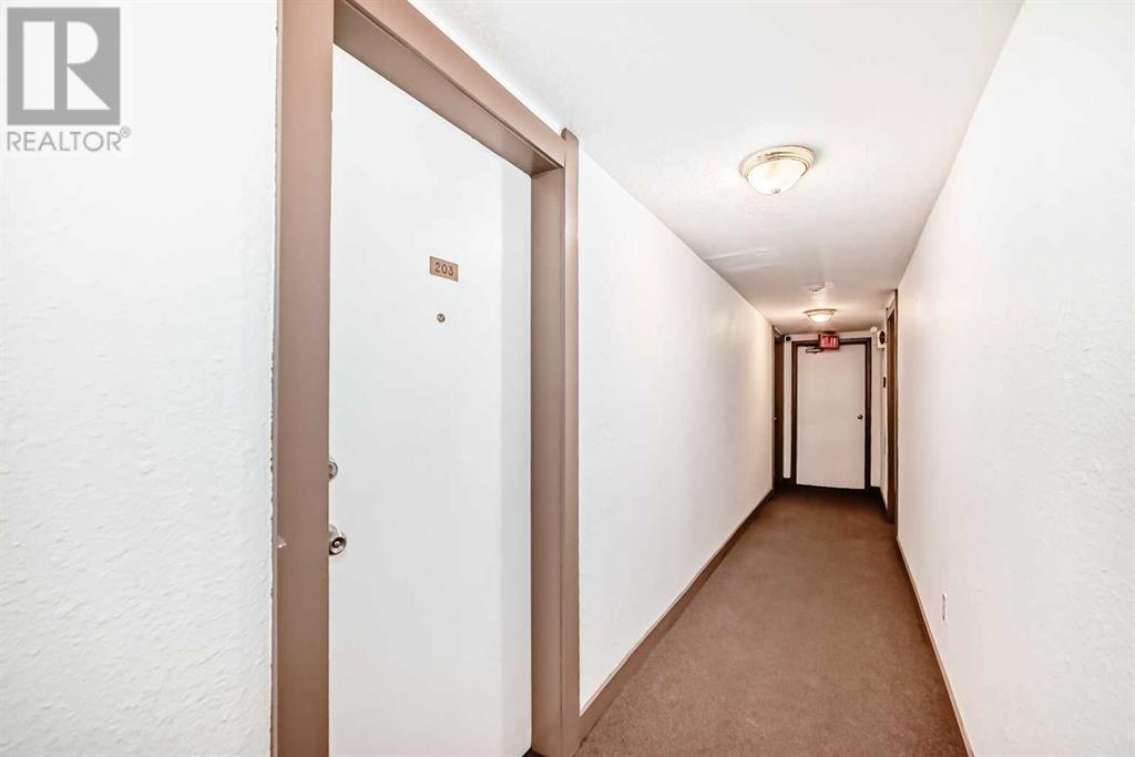 Single Family House for Sale in    Street SW Rosscarrock Calgary 