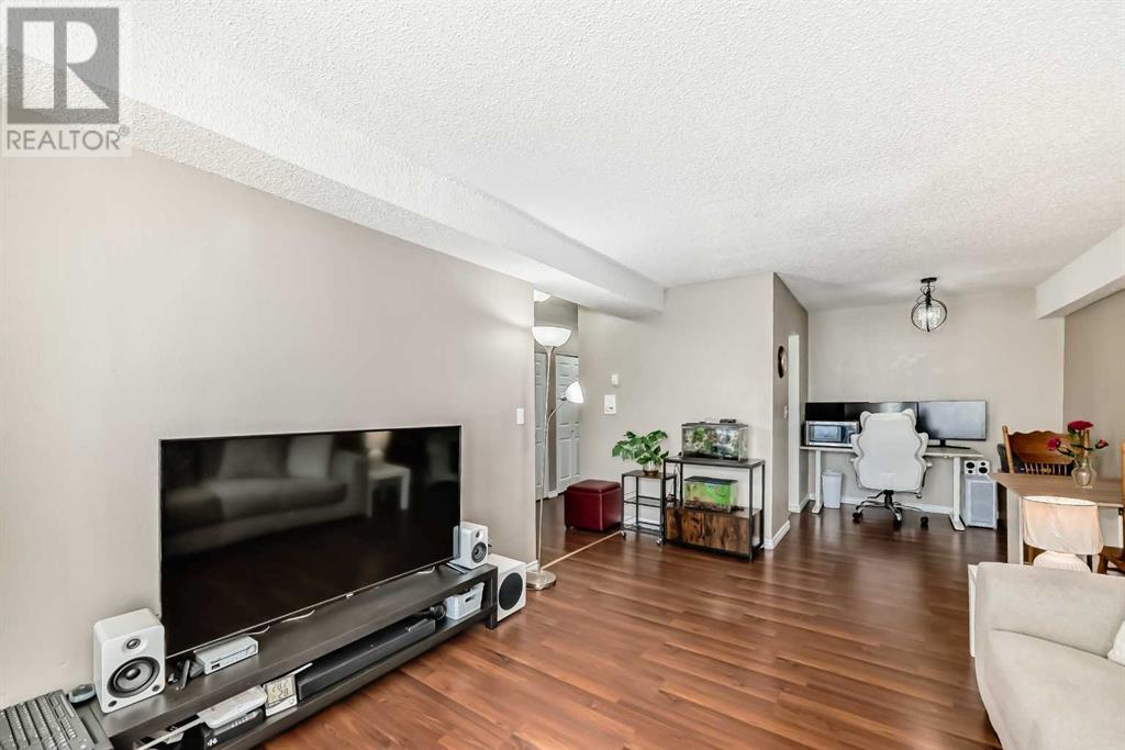 Single Family House for Sale in    Street SW Rosscarrock Calgary 