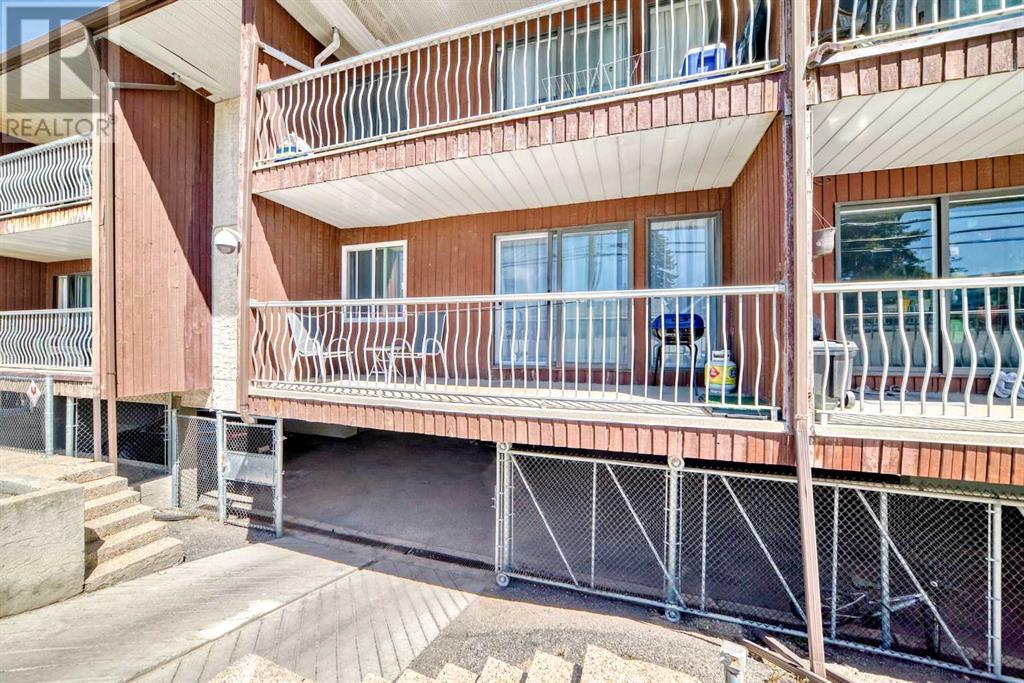 Single Family House for Sale in    Street SW Rosscarrock Calgary 