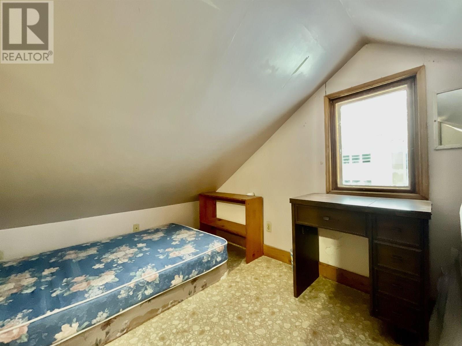 4365 MILDRED AVENUE, Wells