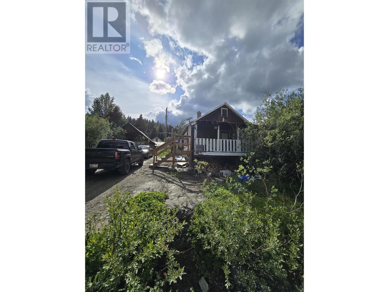 4365 MILDRED AVENUE, Wells
