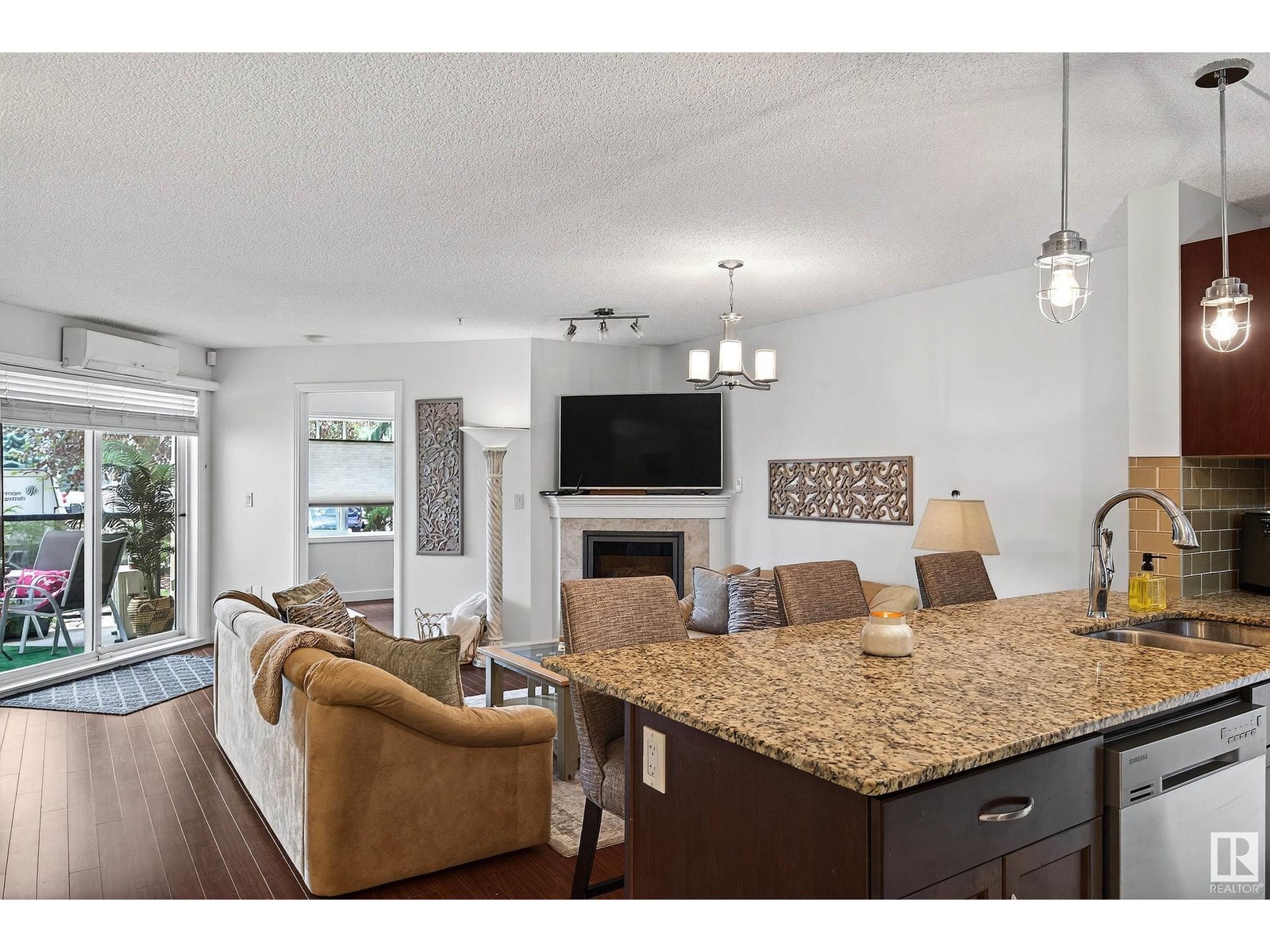 Photo 16 of 125 2045 Grantham Co Nw, Edmonton AB