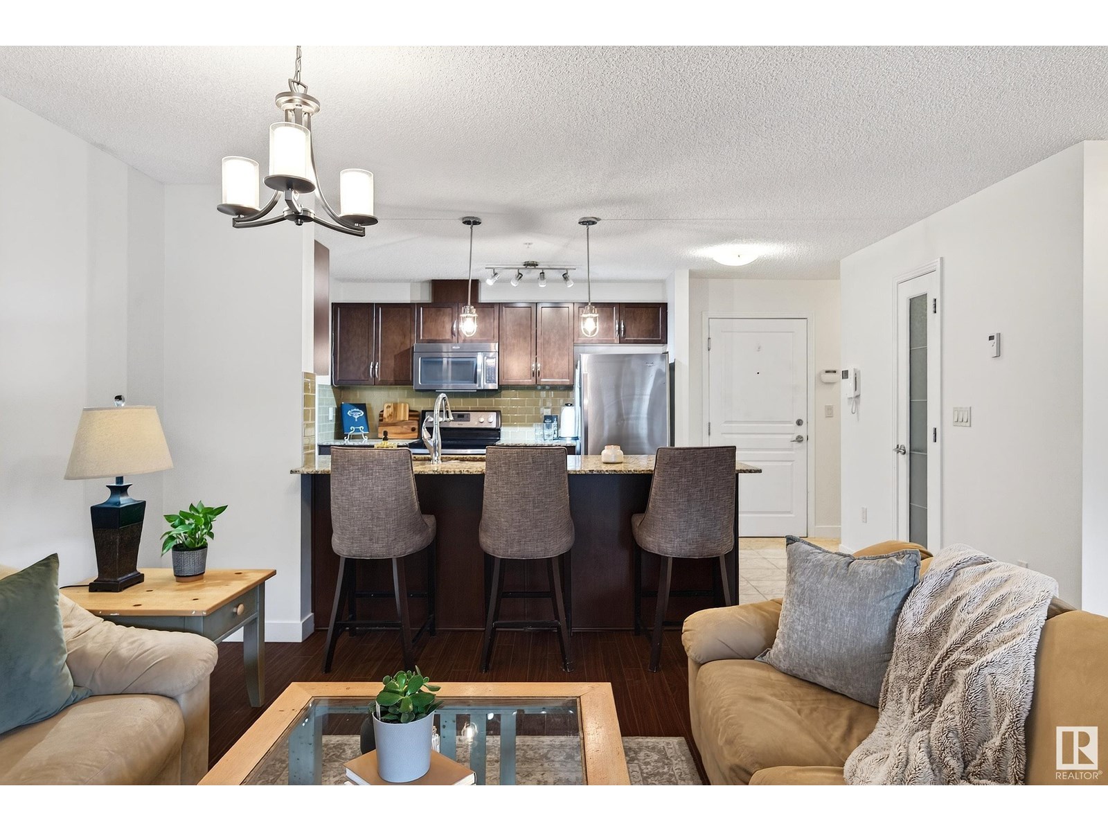 Photo 8 of 125 2045 Grantham Co Nw, Edmonton AB