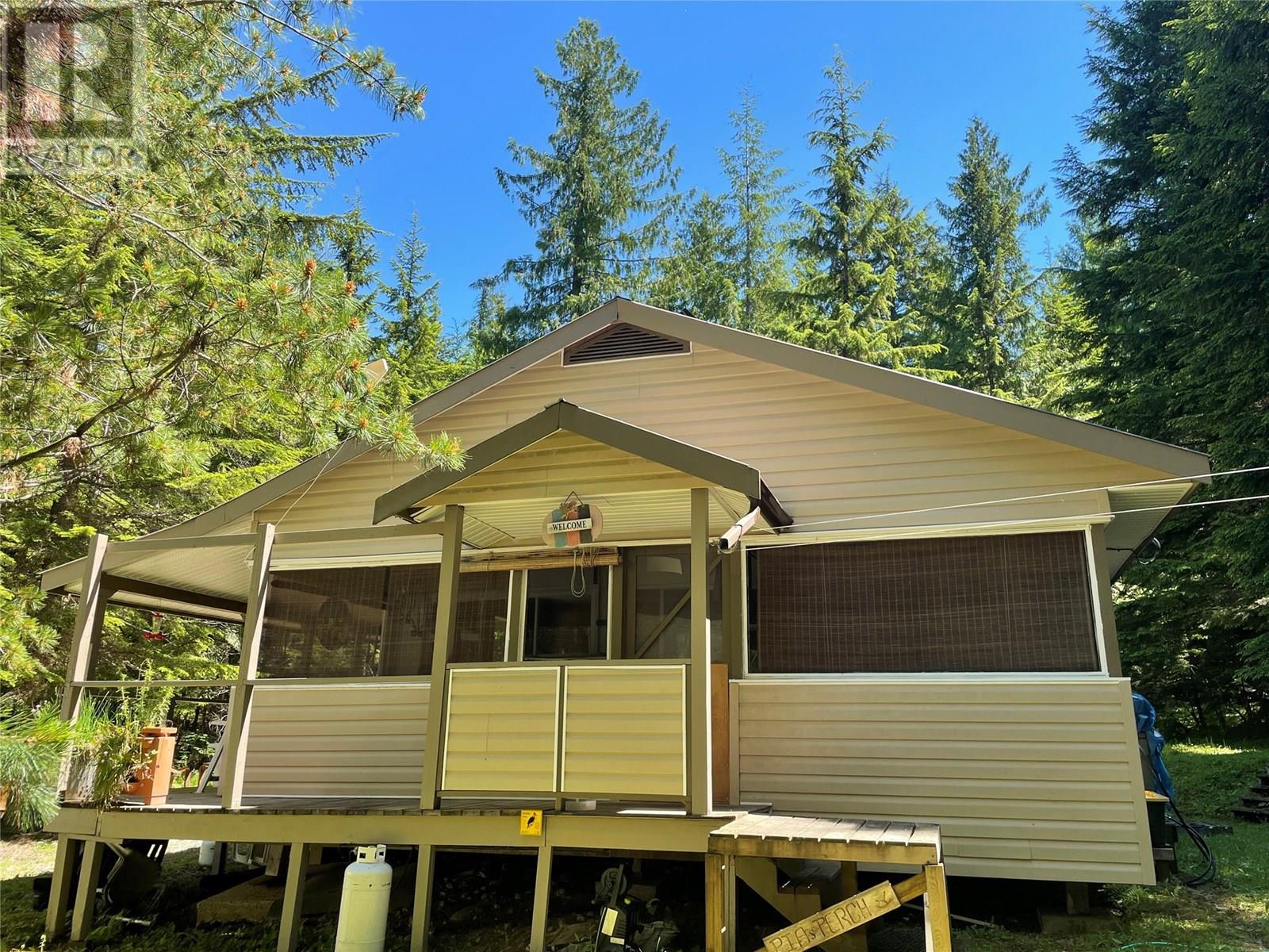 Photo 26 of 35 Queest Village, Sicamous BC