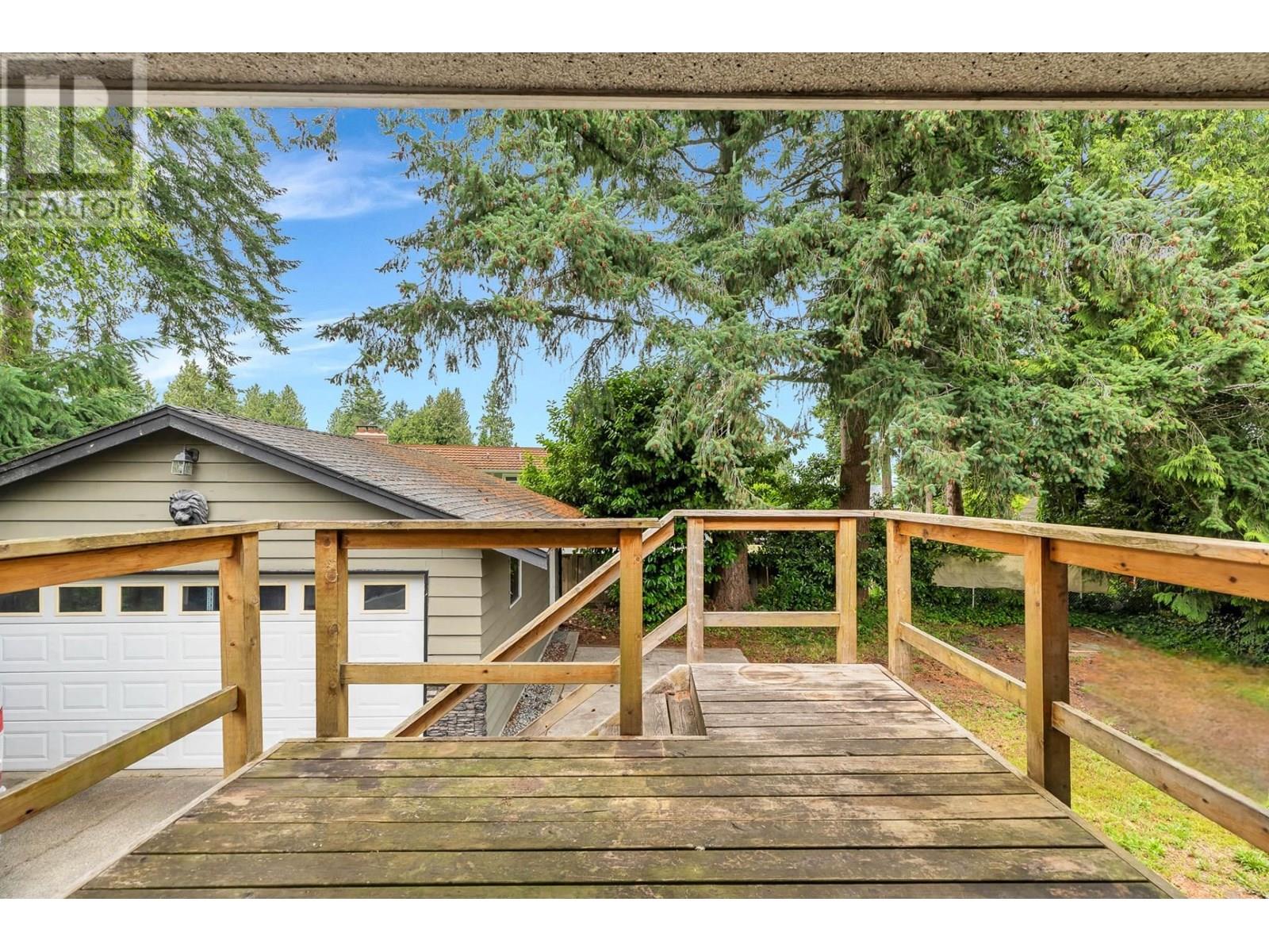 5041 6 Avenue, Delta