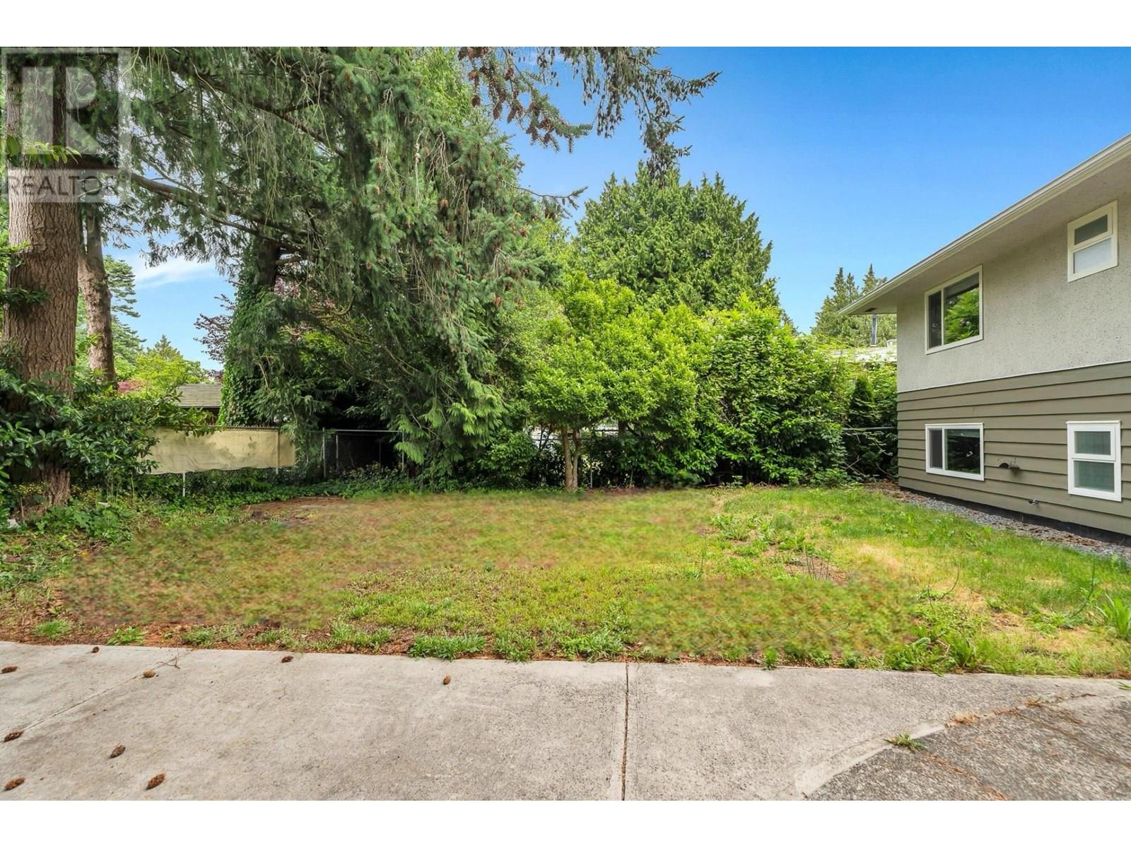 5041 6 Avenue, Delta