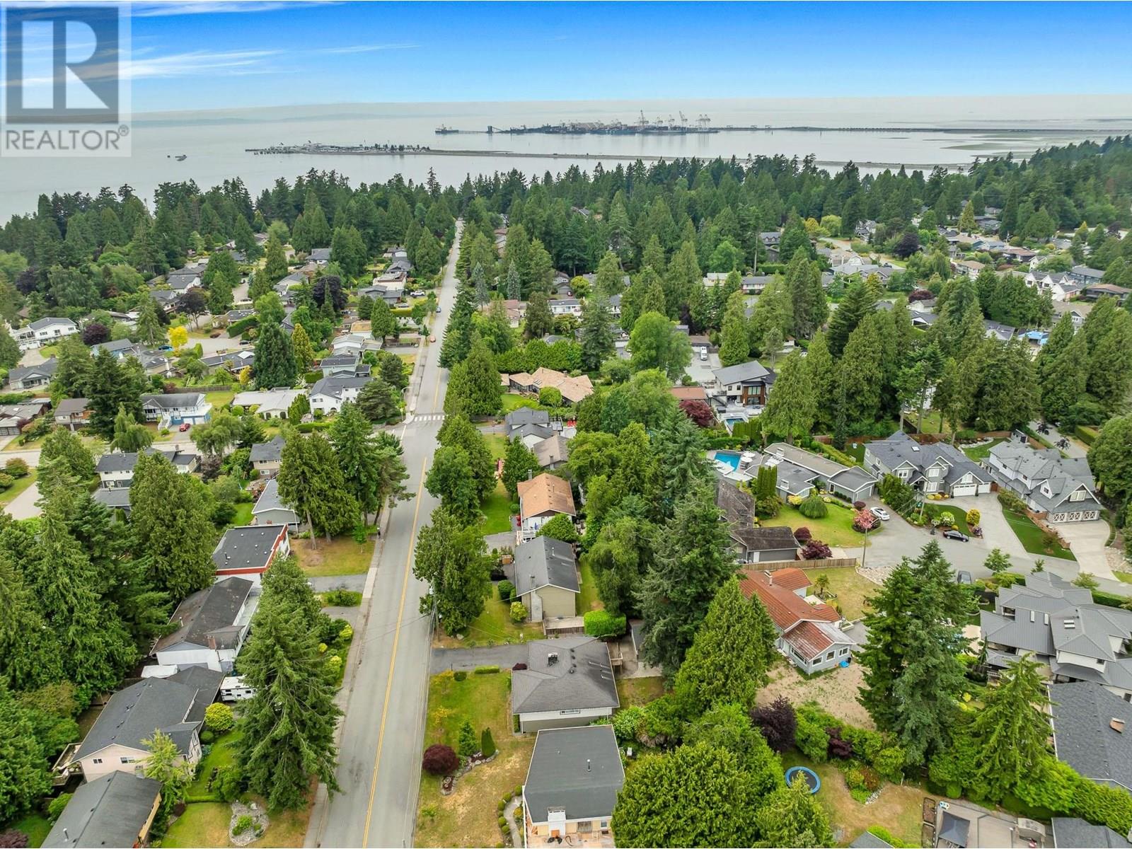 5041 6 Avenue, Delta