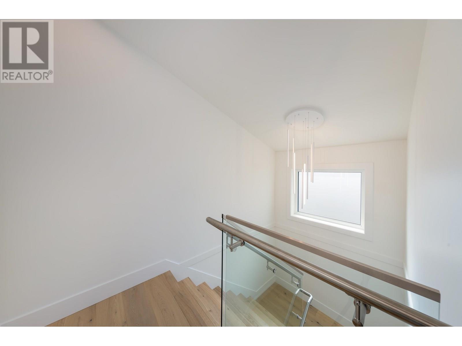 Photo 29 of 3075 Courtenay Street, Vancouver BC