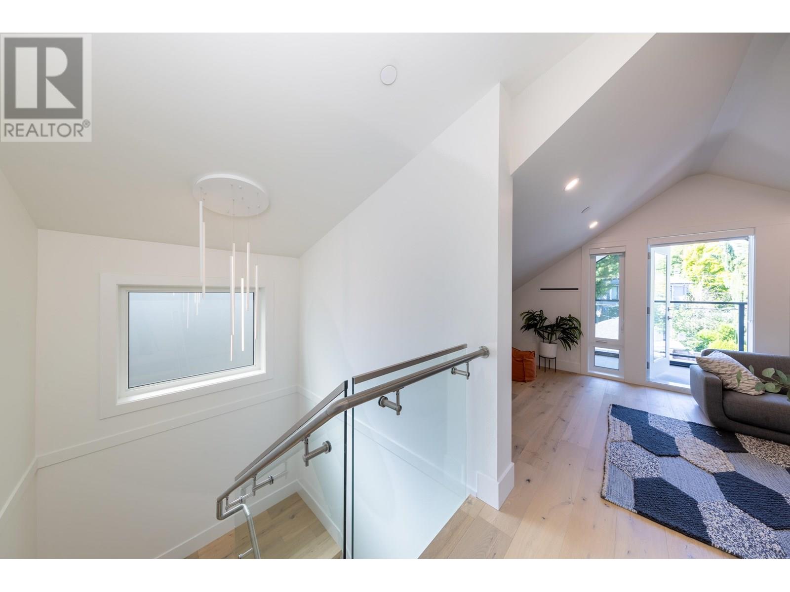 Photo 16 of 3075 Courtenay Street, Vancouver BC