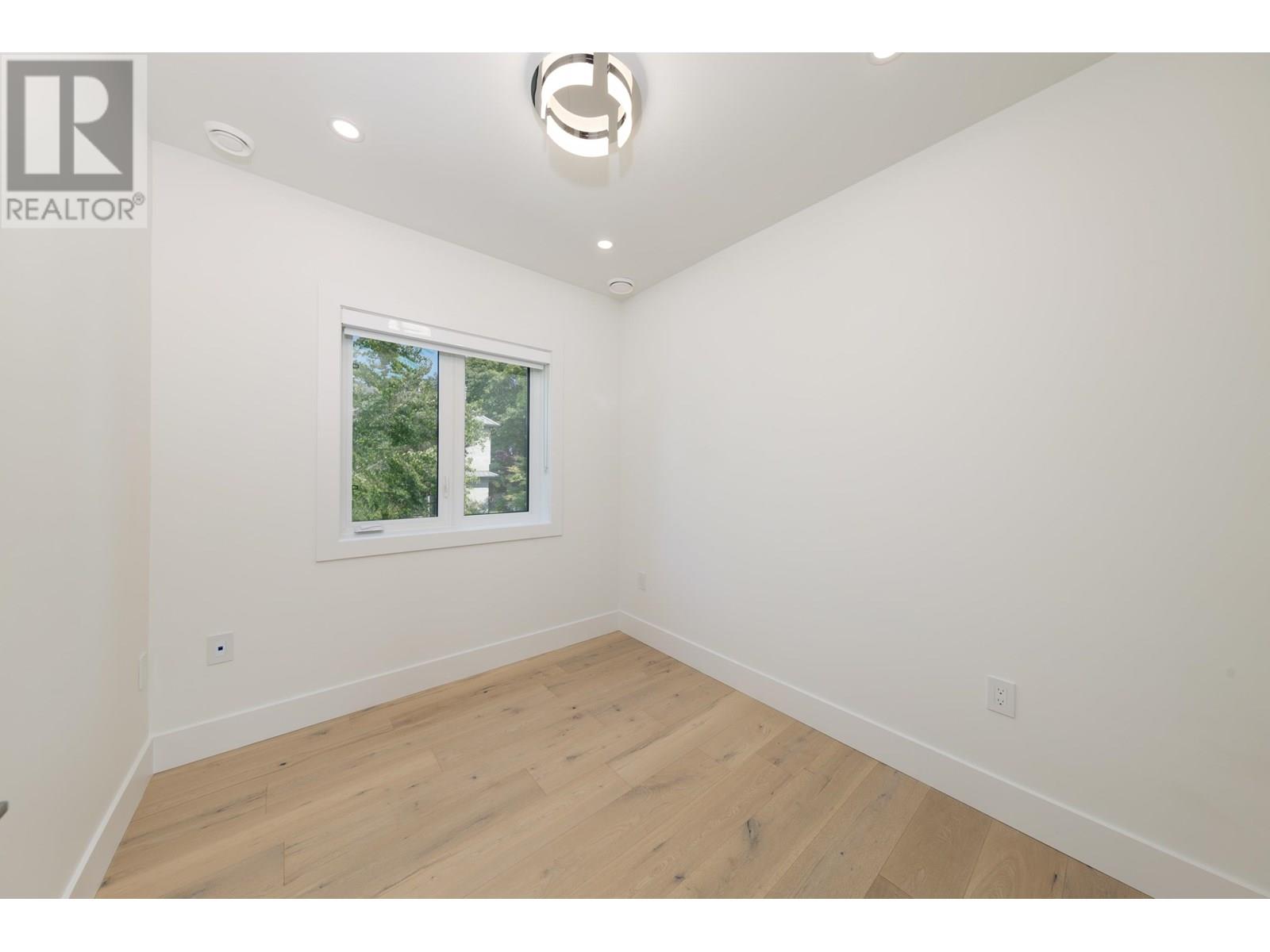 Photo 22 of 3075 Courtenay Street, Vancouver BC