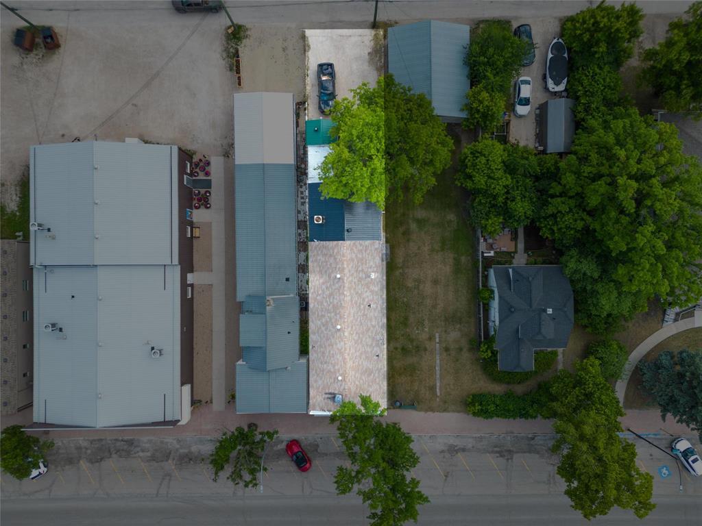 Photo 4 of 724 Park Avenue, Beausejour MB