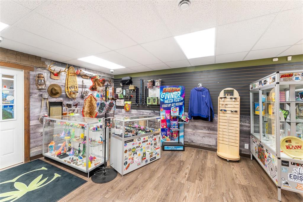 Photo 9 of 724 Park Avenue, Beausejour MB
