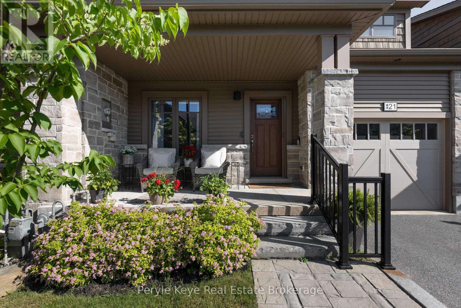 Photo 6 of 21 Serenity Place Crescent, Huntsville ON