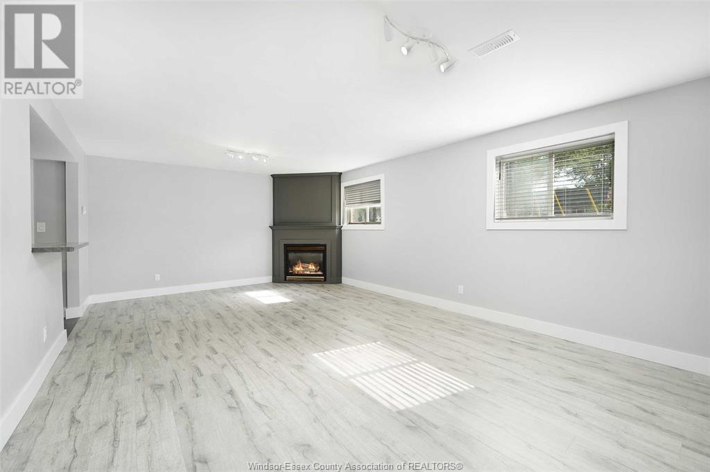 Photo 7 of 3134 Riberdy Unit Lower, Windsor ON