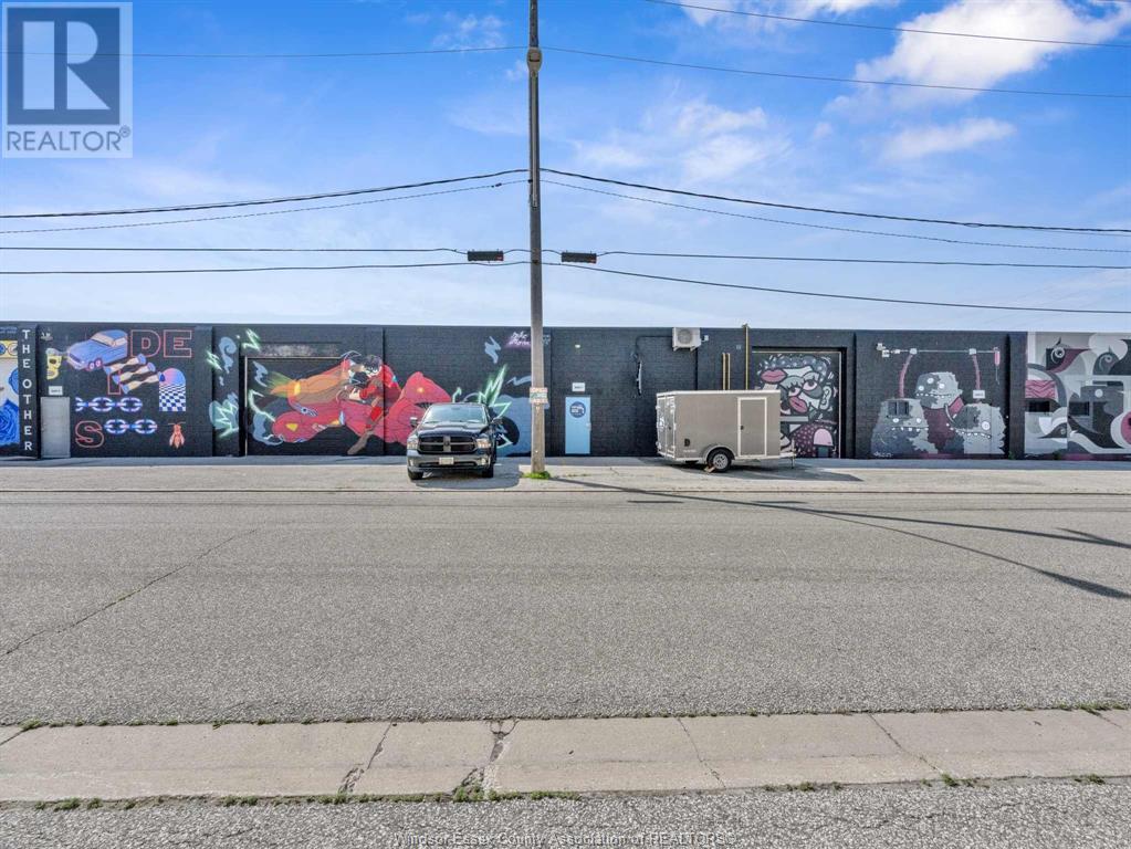 Photo 11 of 400 Erie Street East Unit 7, Windsor ON
