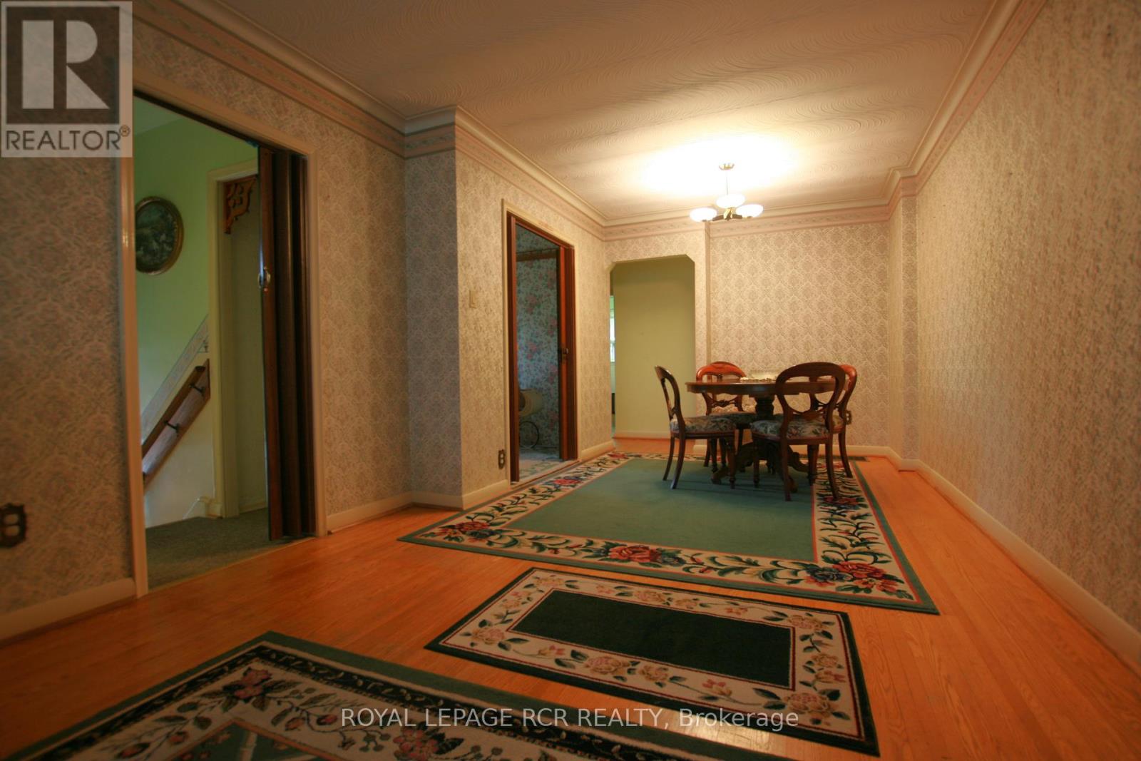 Photo 12 of 69 Neames Crescent, Toronto ON