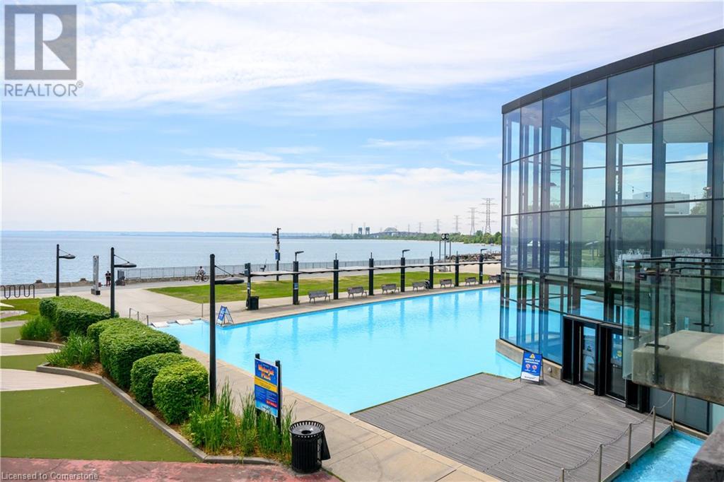 Photo 4 of 1347 Lakeshore Road Unit 24, Burlington ON