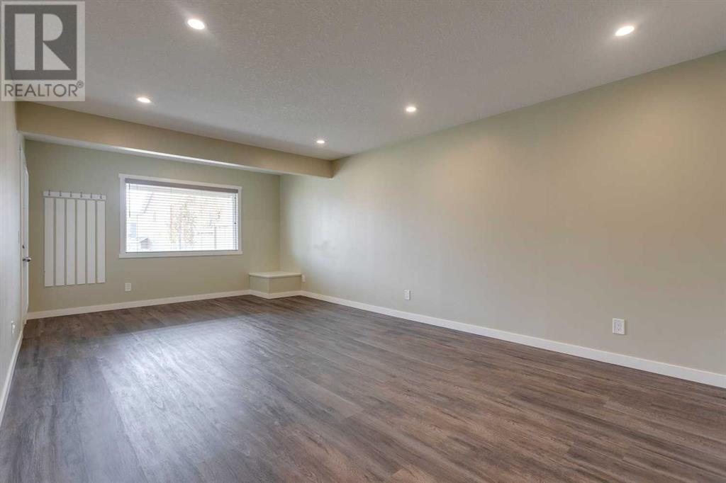 Single Family House for Sale in  Nolancrest Green NW Nolan Hill Calgary 