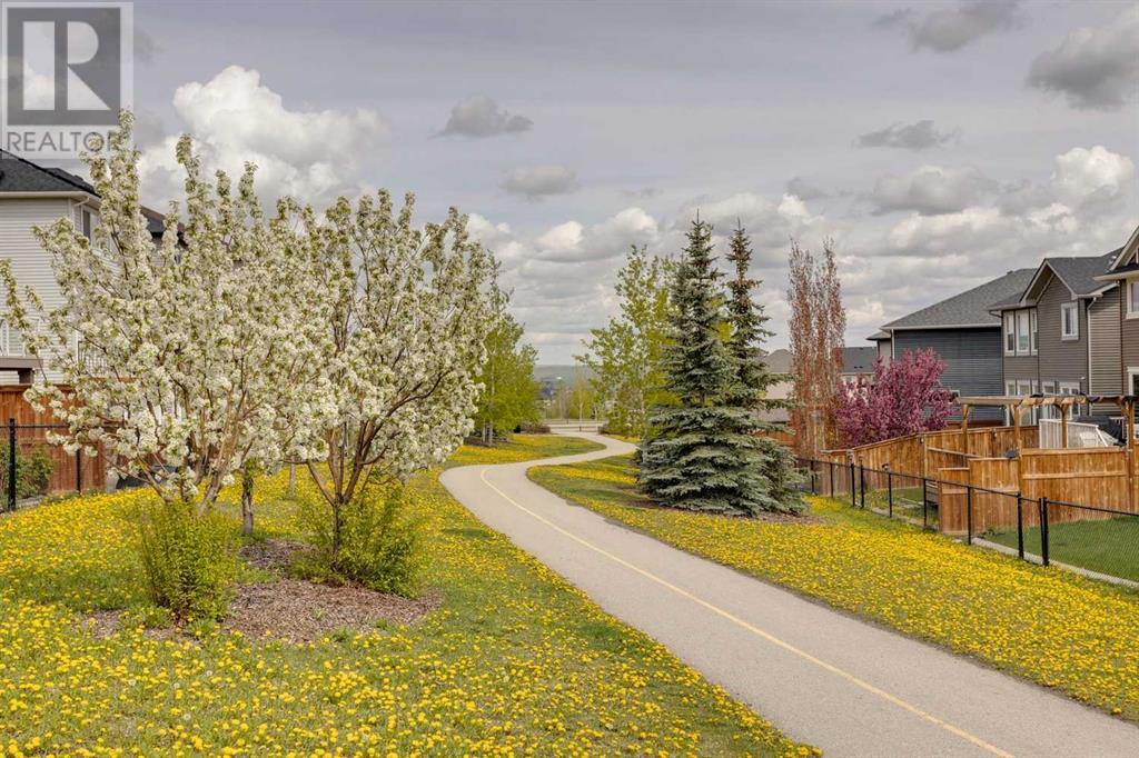 Single Family House for Sale in  Nolancrest Green NW Nolan Hill Calgary 