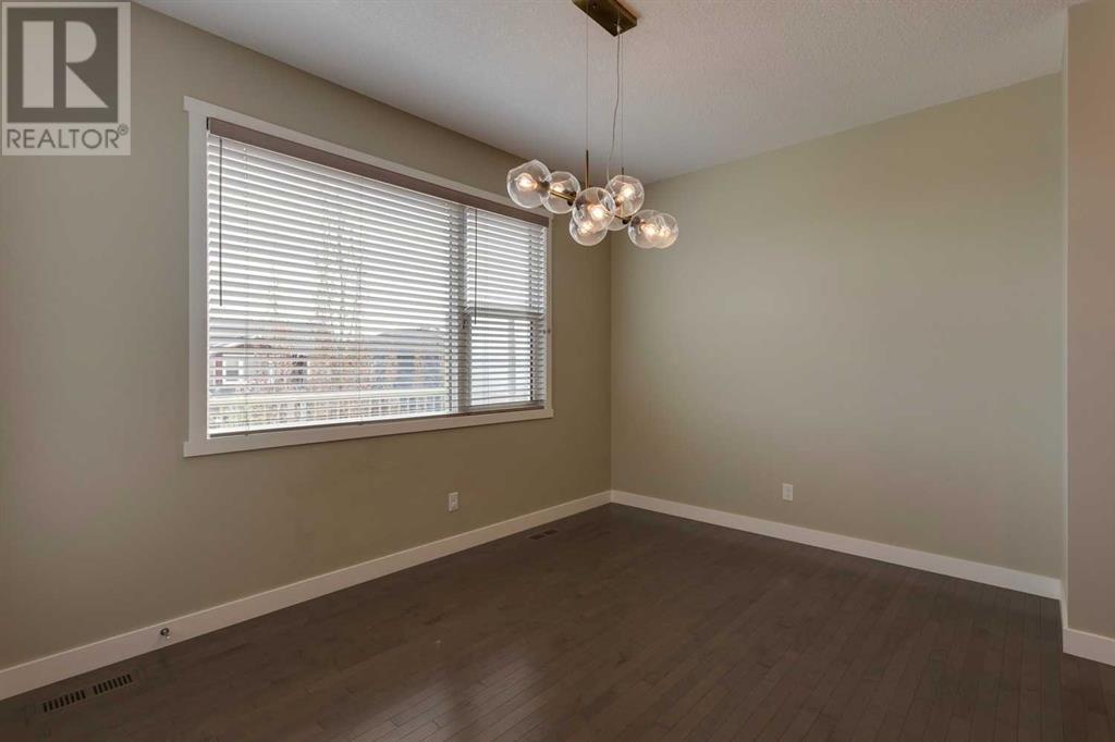 Single Family House for Sale in  Nolancrest Green NW Nolan Hill Calgary 