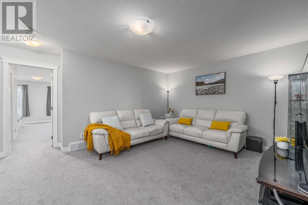 Single Family House for Sale in  Nolanhurst Common NW Nolan Hill Calgary 