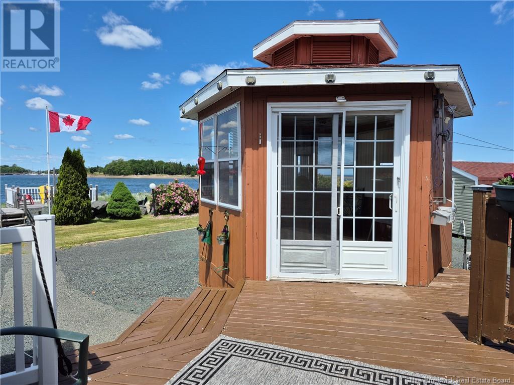 Photo 9 of 25 Bayshore Drive, Bathurst NB