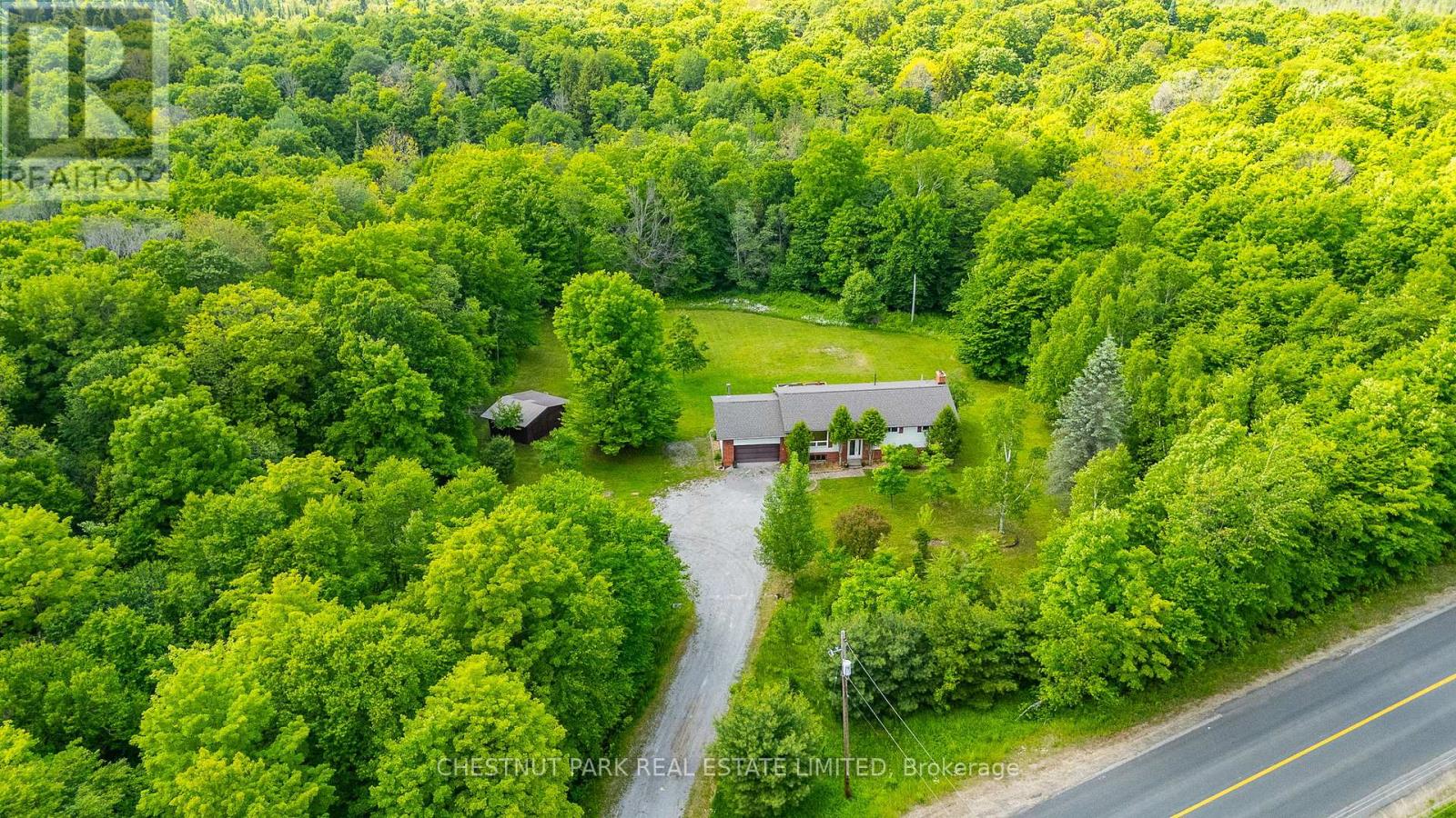 Photo 11 of 4135 Kennisis Lake Road, Dysart Et Al ON