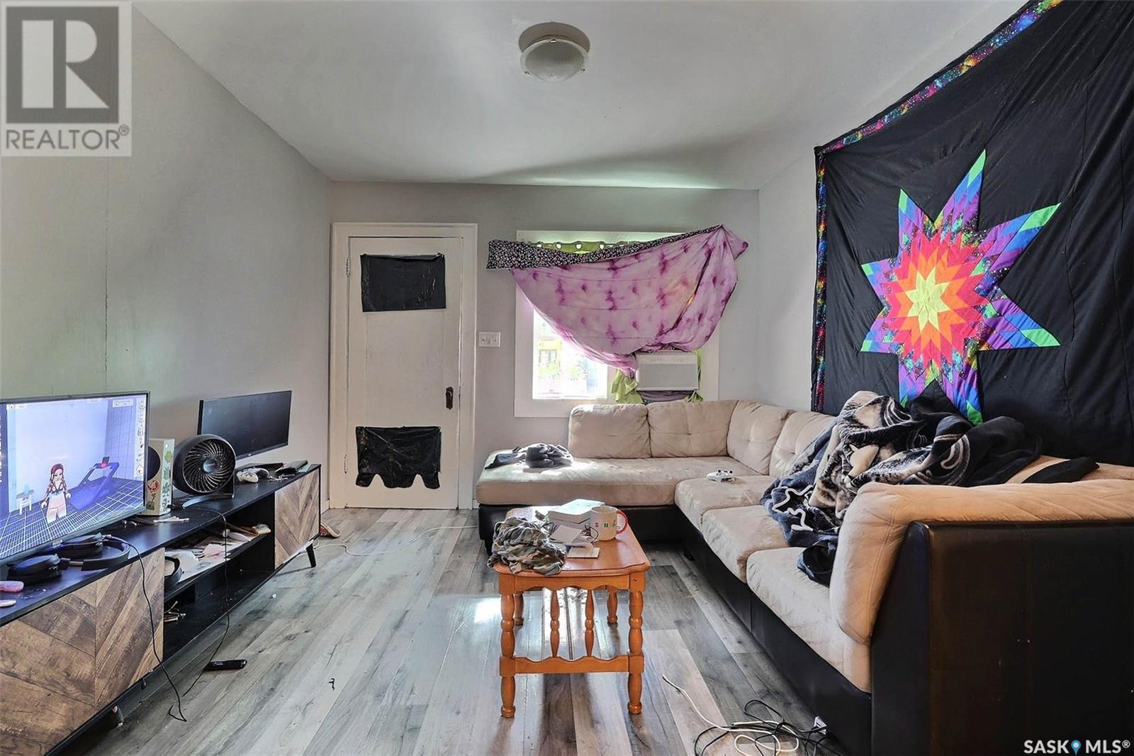 Photo 9 of 1260 Robinson Street, Regina SK