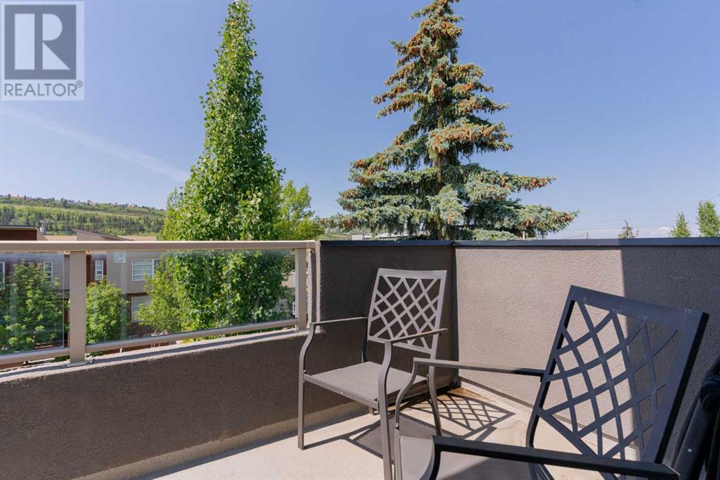 Single Family House for Sale in    Avenue NW Montgomery Calgary 