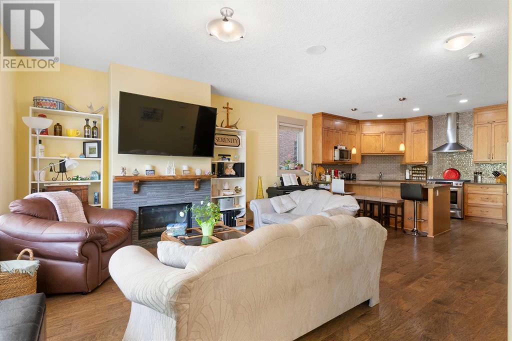 Single Family House for Sale in    Avenue NW Montgomery Calgary 